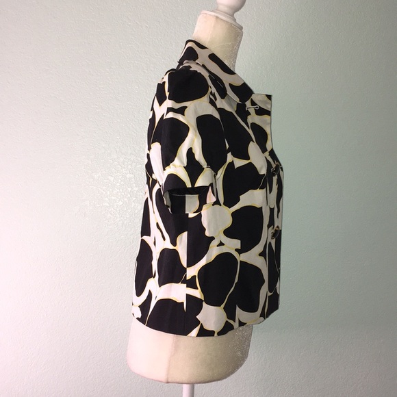 Giant Daisy Short Sleeve Blazer 18PE - Picture 3 of 5